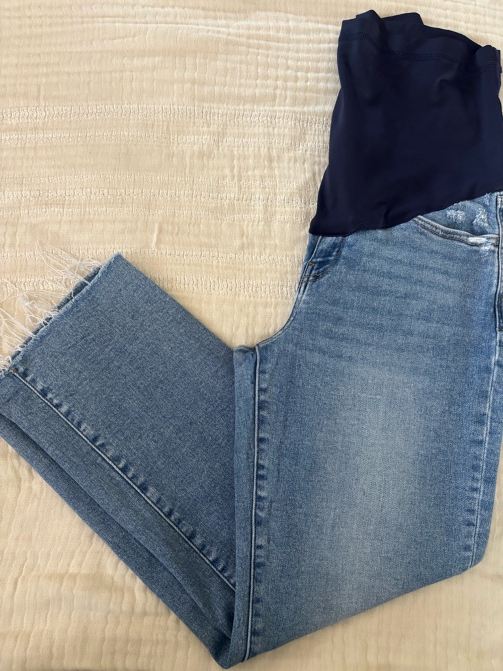 Pink blush light blue raw hem straight leg maternity jeans size 29